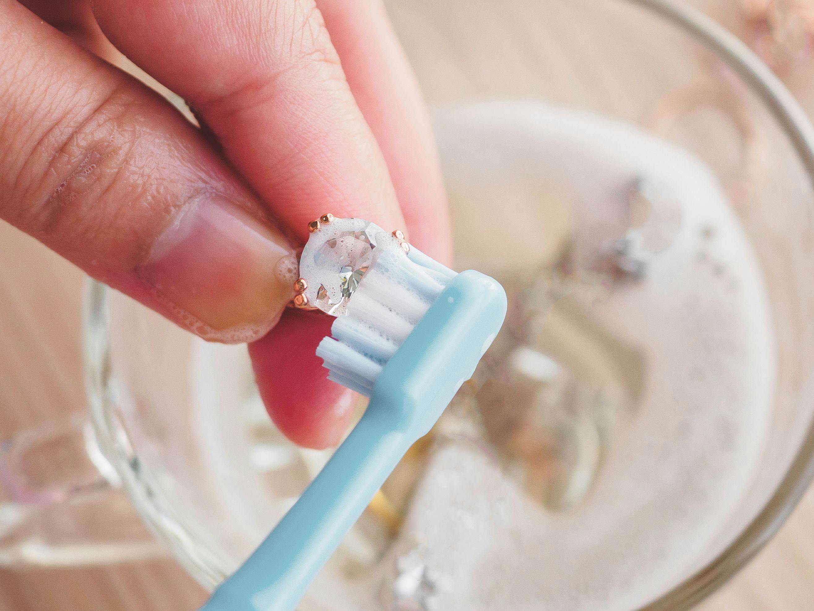 tip on how to clean your lab grown diamond jewellery at home